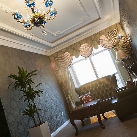 Hotel Britania Kamez Экстерьер фото