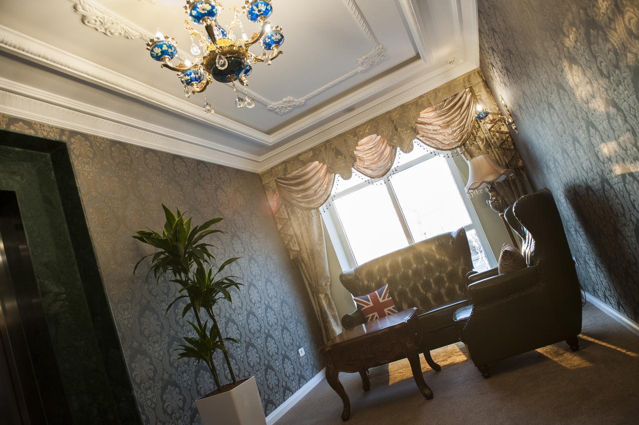 Hotel Britania Kamez Экстерьер фото