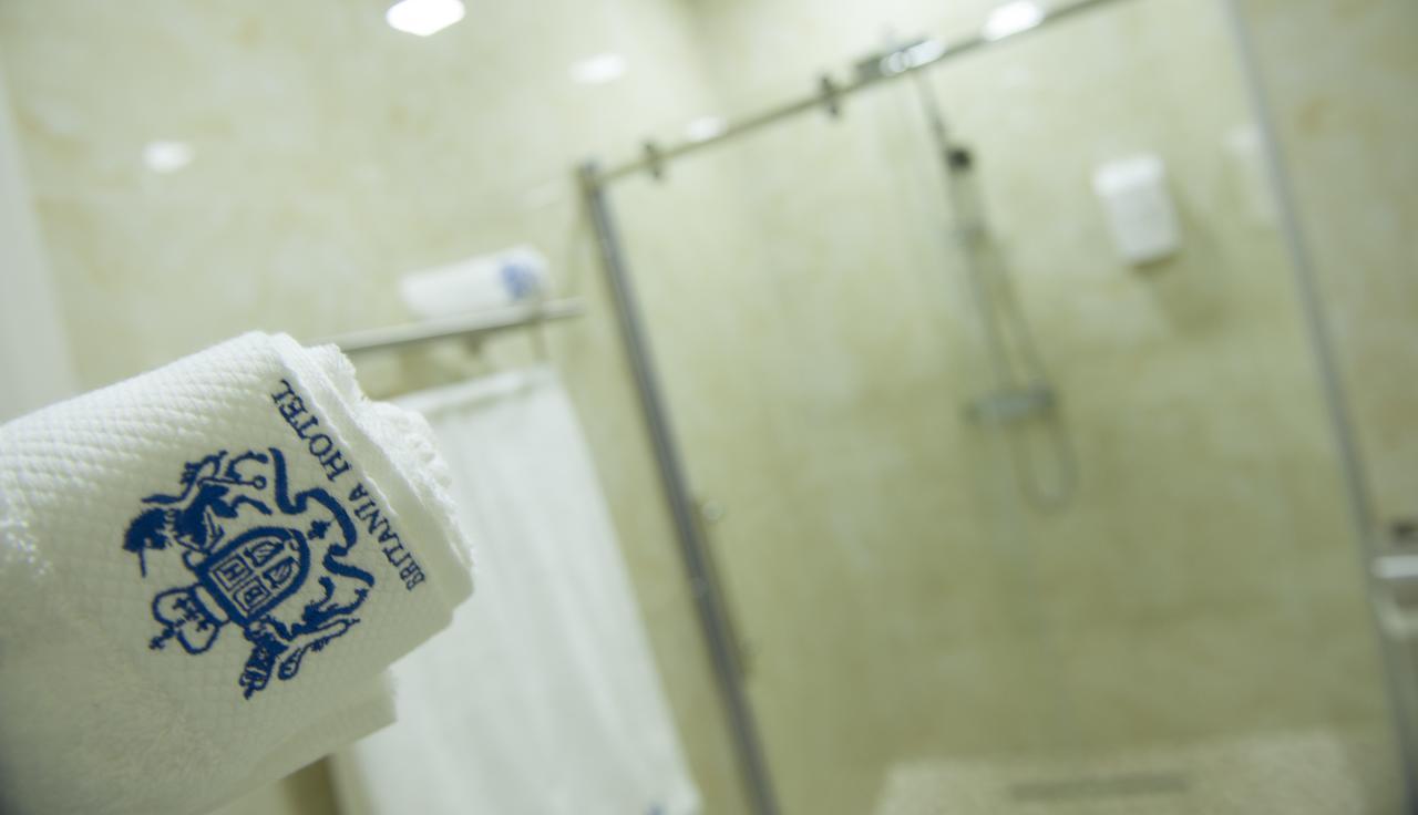 Hotel Britania Kamez Экстерьер фото